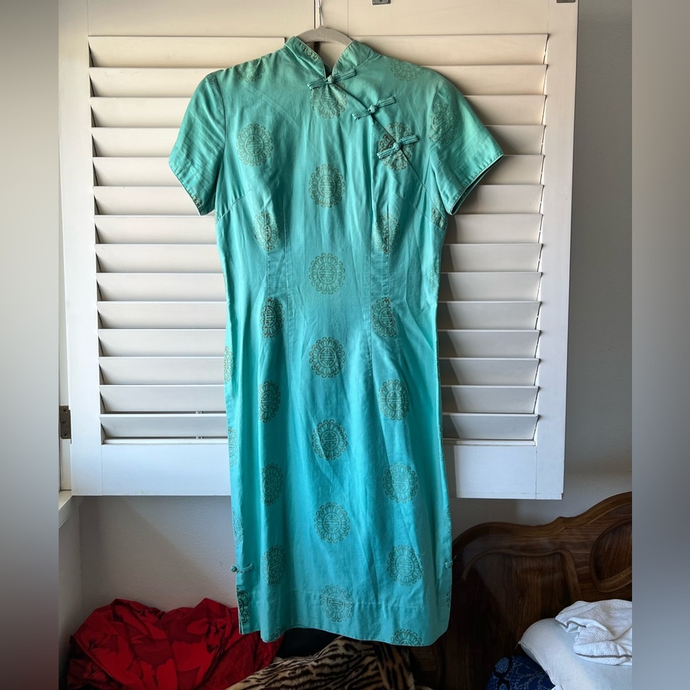 Authentic Vintage Alfred Shaheen 60s Wiggle Dress